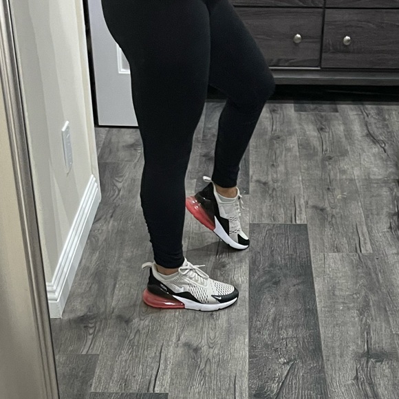 🖤NIKE YOGA LEGGINGS - Picture 2 of 15